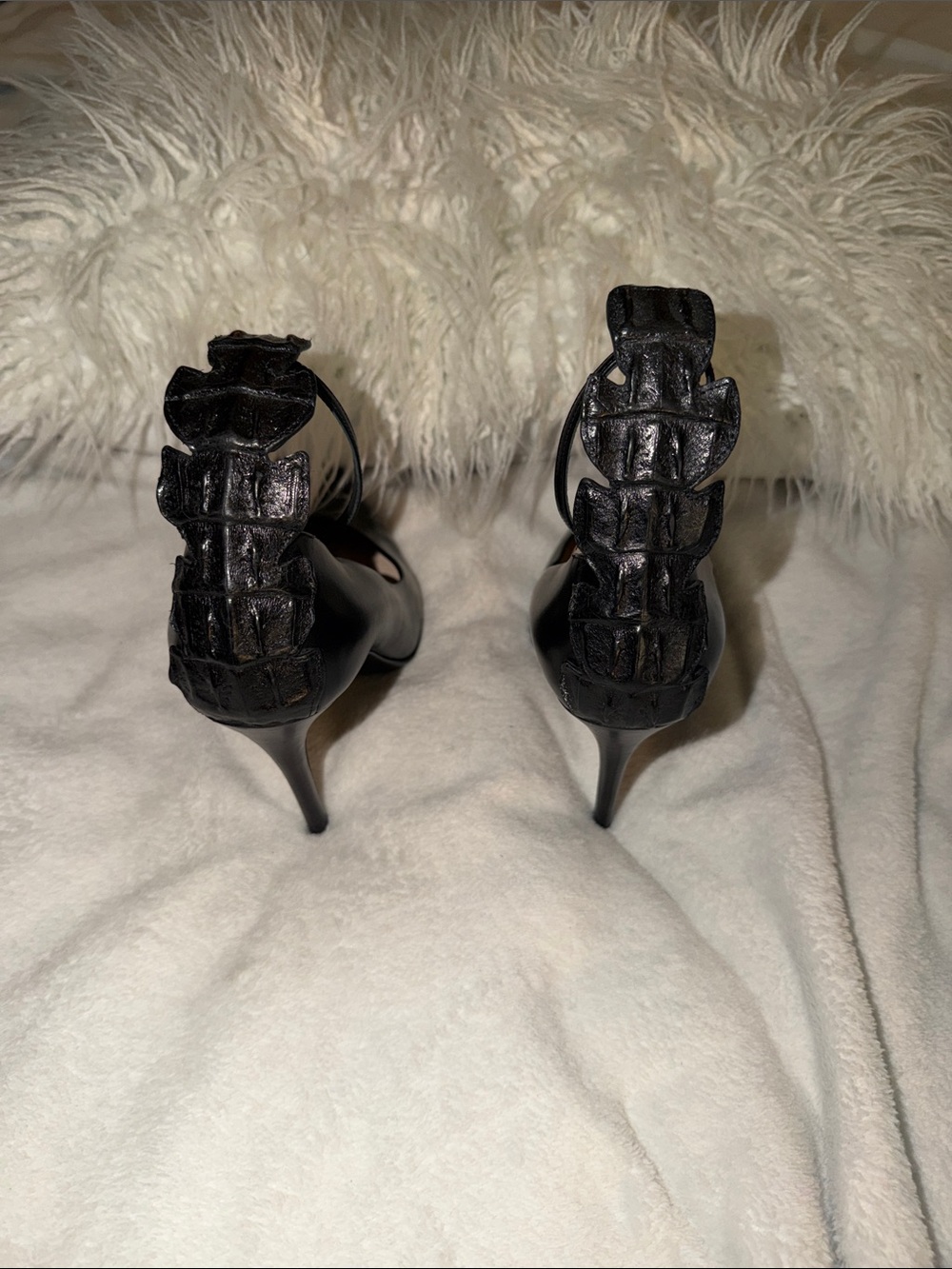 Fendi Black Pointed Leather Ankle-Strap Pumps with alligator embossed. So chic!! - Picture 4 of 5
